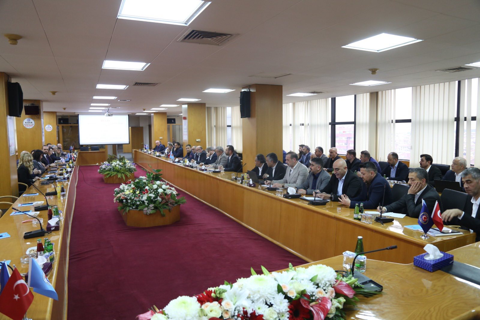 ENERJİSA; AYEDAŞ, BAŞKENT, TOROSLAR ELEKTRİK DAĞITIM A.Ş.  İŞYERLERİ TOPLU İŞ S&Ouml;ZLEŞMELERİ M&Uuml;ZAKERELERİ BAŞLADI