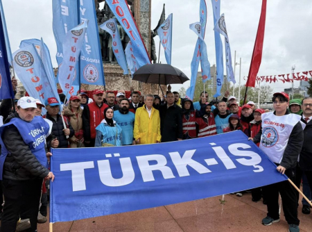 T&Uuml;RK-İŞ TAKSİM BASIN A&Ccedil;IKLAMASI
