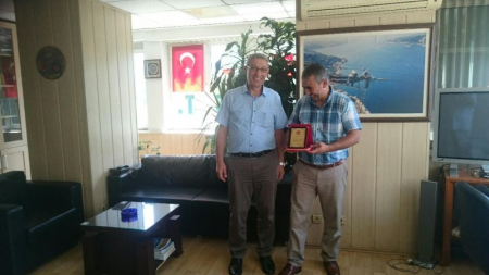 09.08.2018 -EMEKLİ TEM. ALİ İPEKÇİ YE PLAKET